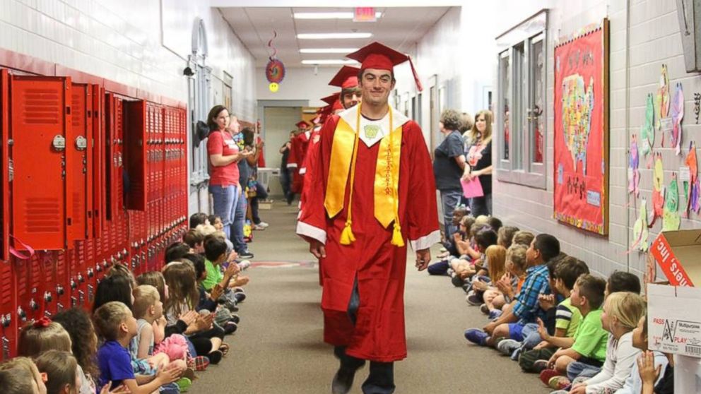 HT_senior_walk_ml_160506_16x9_992